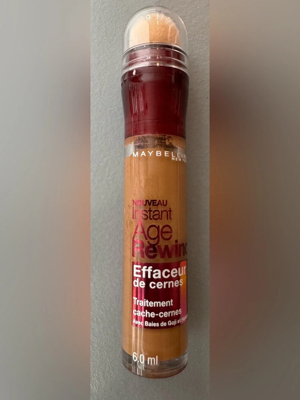 Maybelline Instant Age Rewind Concealer - Tan with Sponge Applicator